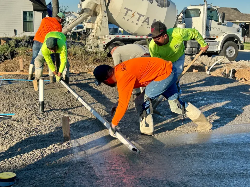 benefits of hiring concrete contractors
